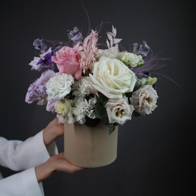"Gentle Overflows" Hat Box of Flowers: