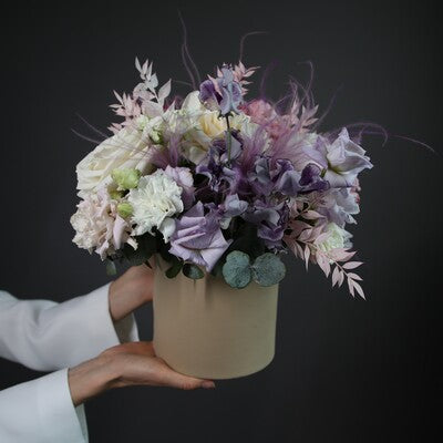 "Gentle Overflows" Hat Box of Flowers: