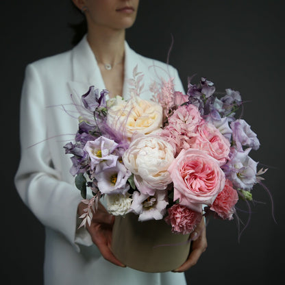 "Gentle Overflows" Hat Box of Flowers: