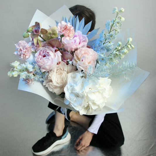 Bouquet of flowers called "Attractive fragrance"